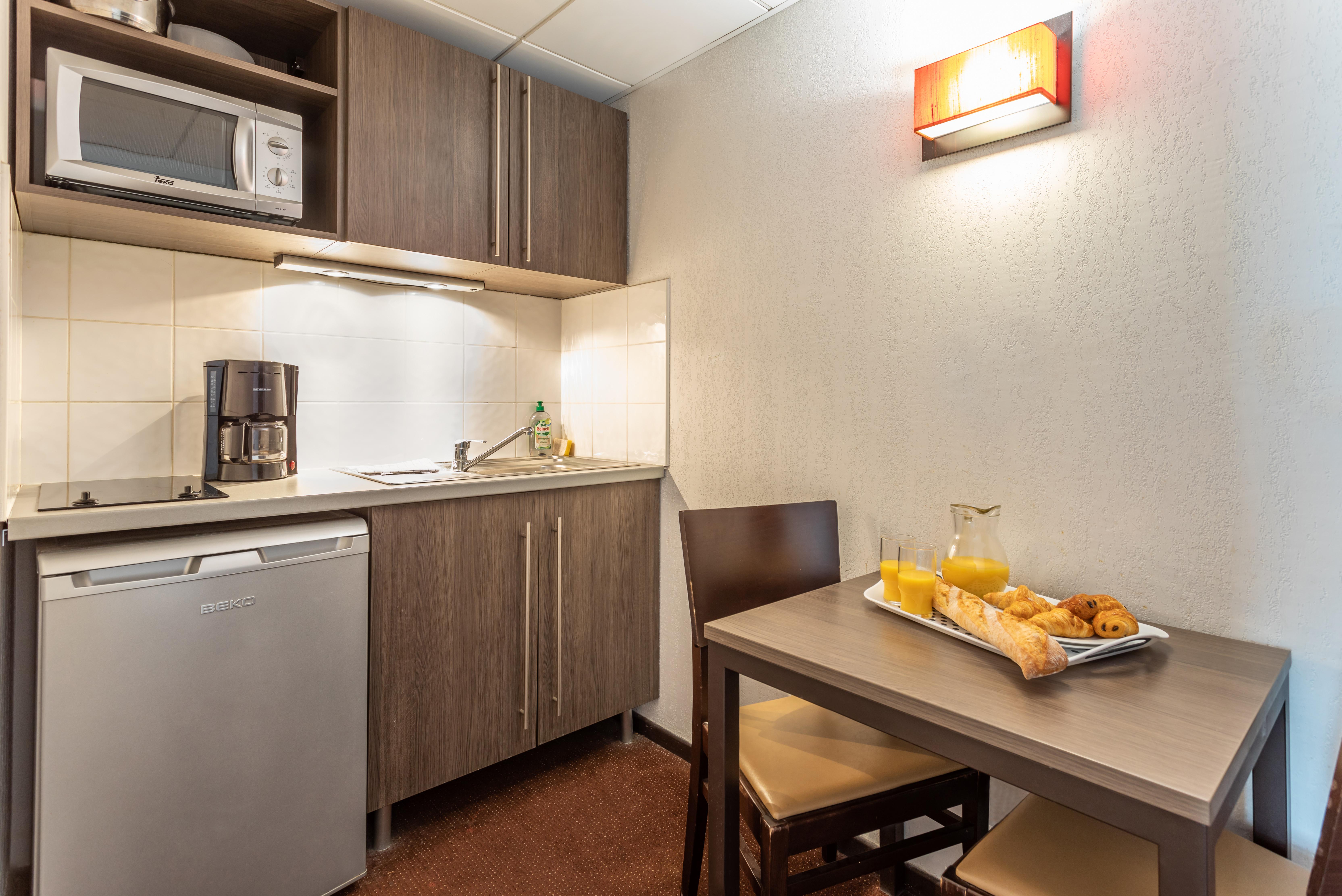 Comfort Aparthotel Nimes Centre Екстер'єр фото