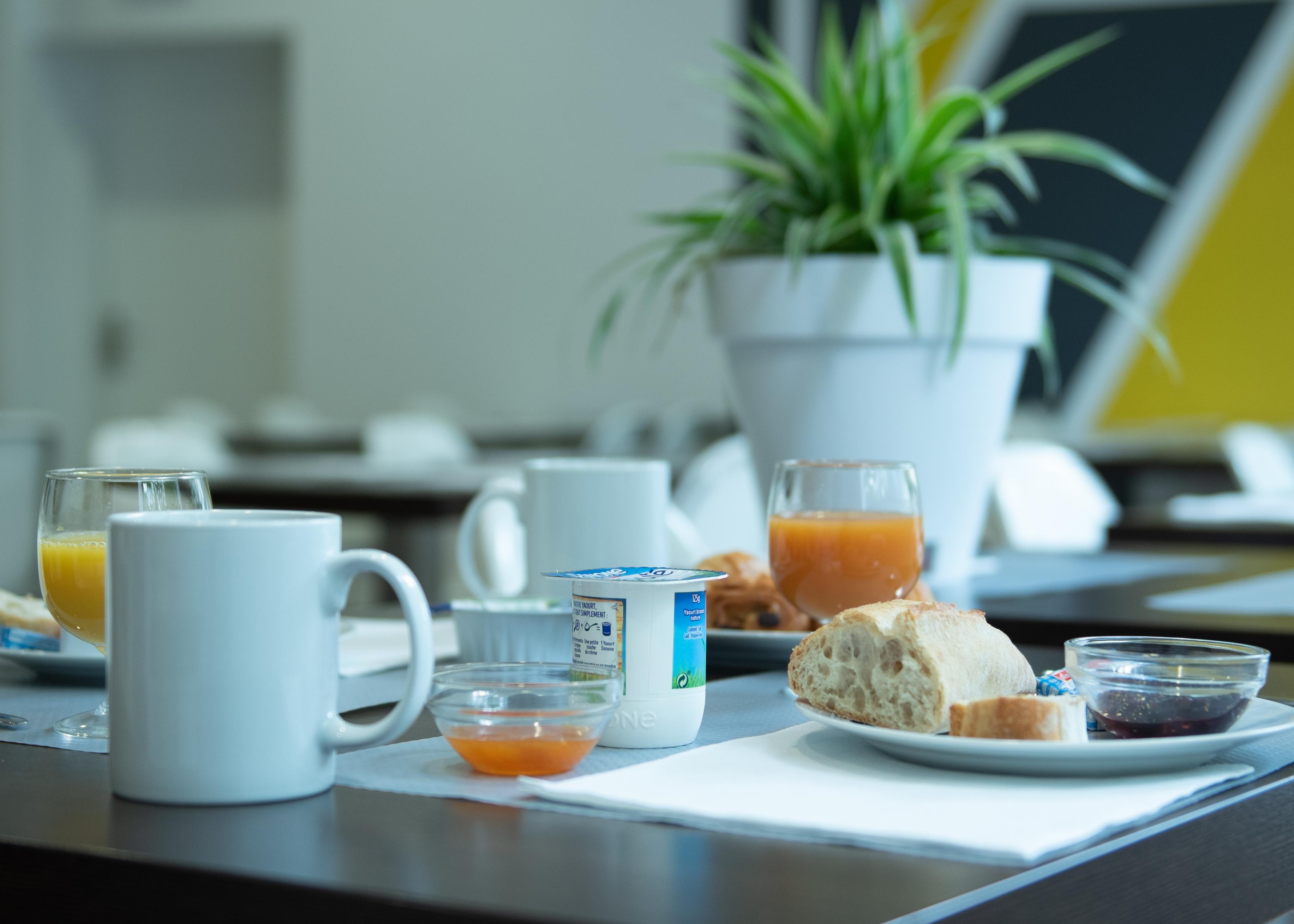 Comfort Aparthotel Nimes Centre Екстер'єр фото