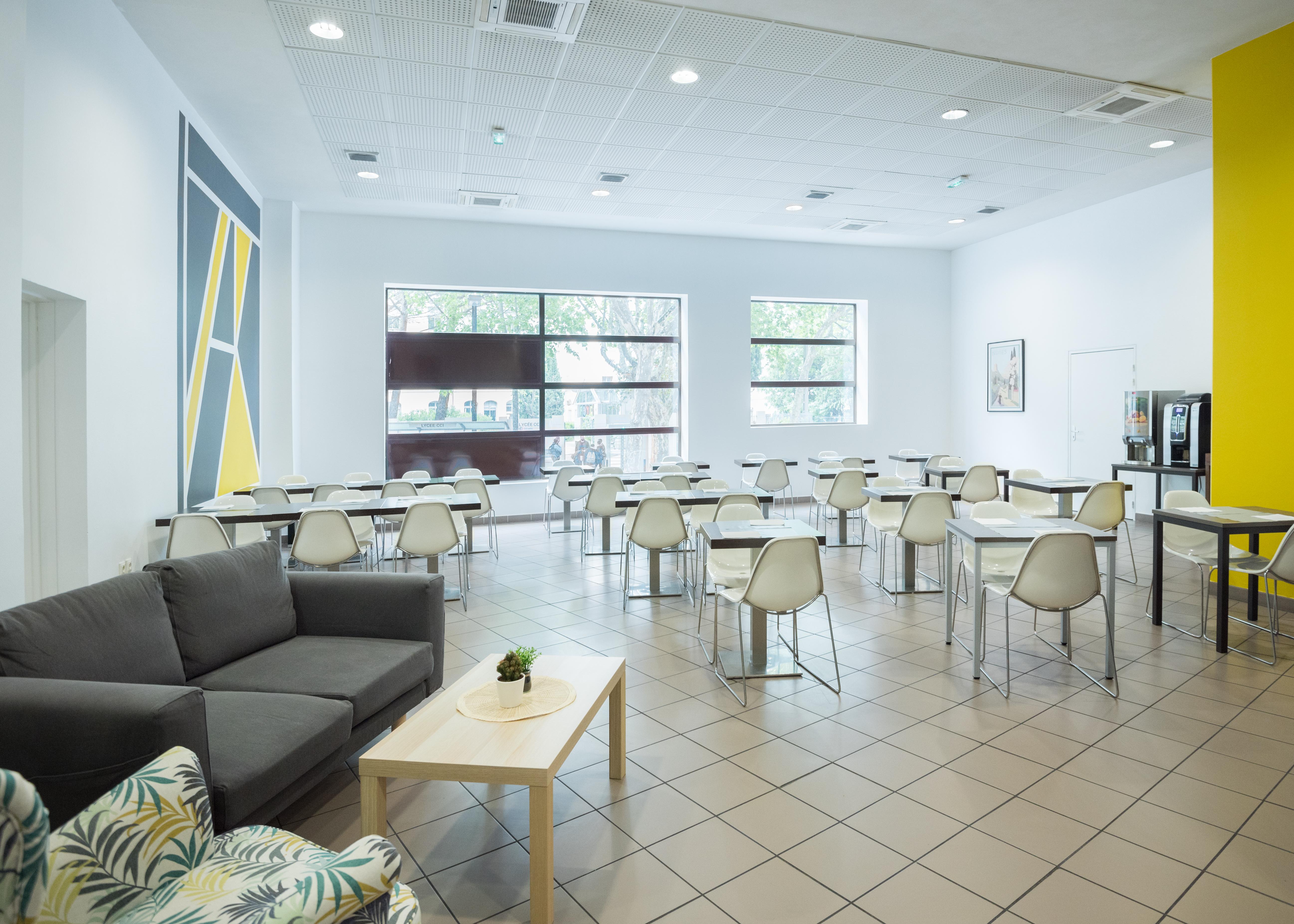 Comfort Aparthotel Nimes Centre Екстер'єр фото