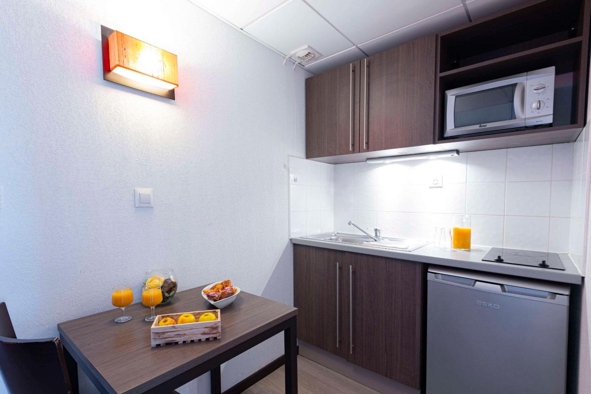 Comfort Aparthotel Nimes Centre Екстер'єр фото